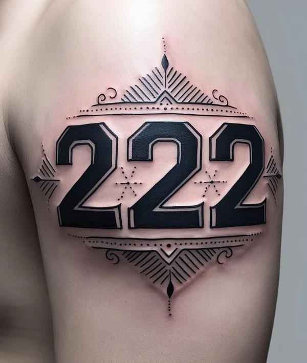 Tatuaż 222 Tradycyjny