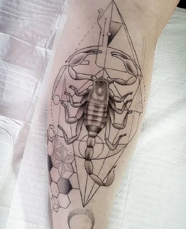 Tatuaż Skorpion Styl Geometryczny