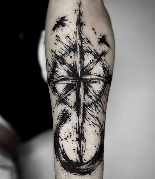 Tatuaż kompas Blackwork