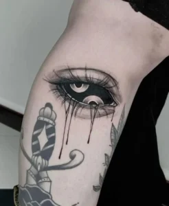 Tatuaż oko Blackwork